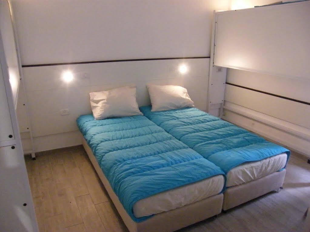 Hi - Bnei Dan - Tel Aviv Hostel Екстериор снимка